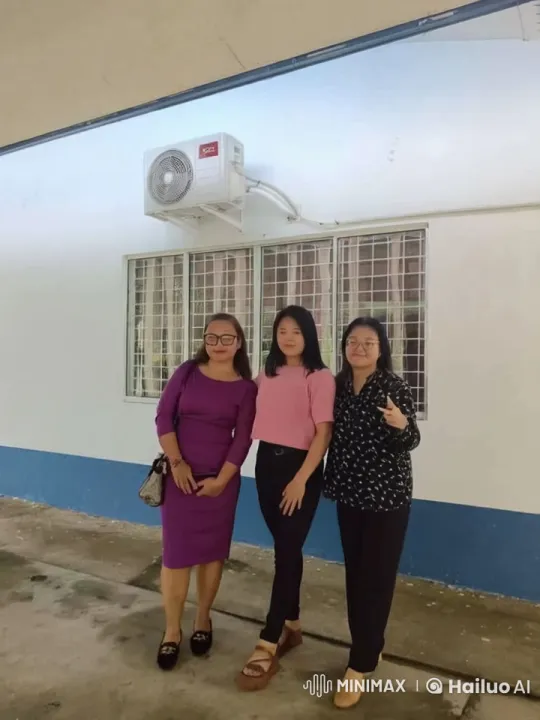 Three Women Practicing Kungfu in Contemporary Setting – AI Generated Video | Hailuo AI