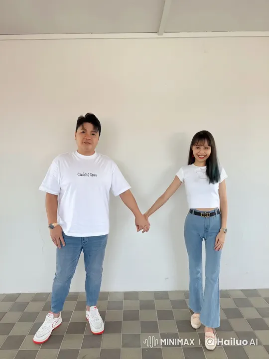 Couple's Intense Kungfu Fight in Casual Attire – AI Generated Video | Hailuo AI