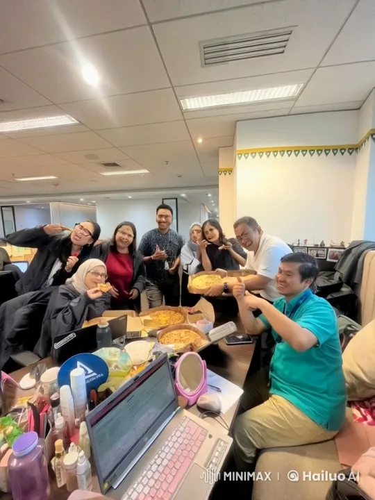 Office Workers Surprise with Impromptu Kung Fu Show – AI Generated Video | Hailuo AI