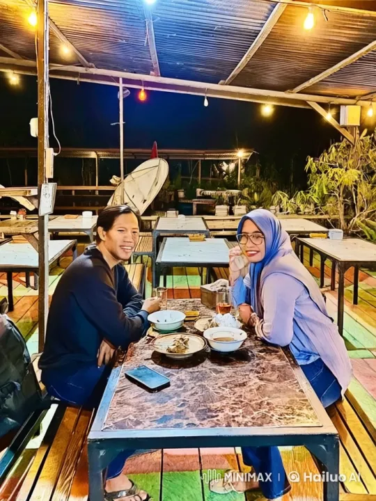Outdoor Dining Kung Fu Showdown – AI Generated Video | Hailuo AI
