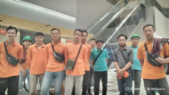Workers in Uniforms Perform Kungfu in Mall – AI Generated Video | Hailuo AI