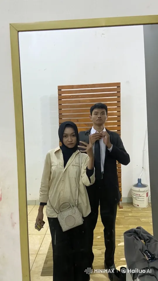 Dynamic Kungfu Sparring Session in Brightly Lit Room – AI Generated Video | Hailuo AI
