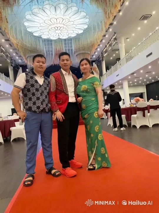 Grand Hall Kung Fu Duel on Red Carpet – AI Generated Video | Hailuo AI