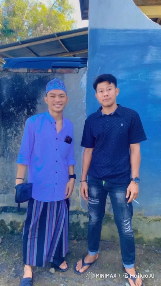 Two Friends Engage in a Friendly Kungfu Sparring Session – AI Generated Video | Hailuo AI