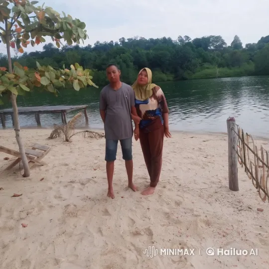 Kungfu Practitioners Perform in Serene Lakeside Setting – AI Generated Video | Hailuo AI