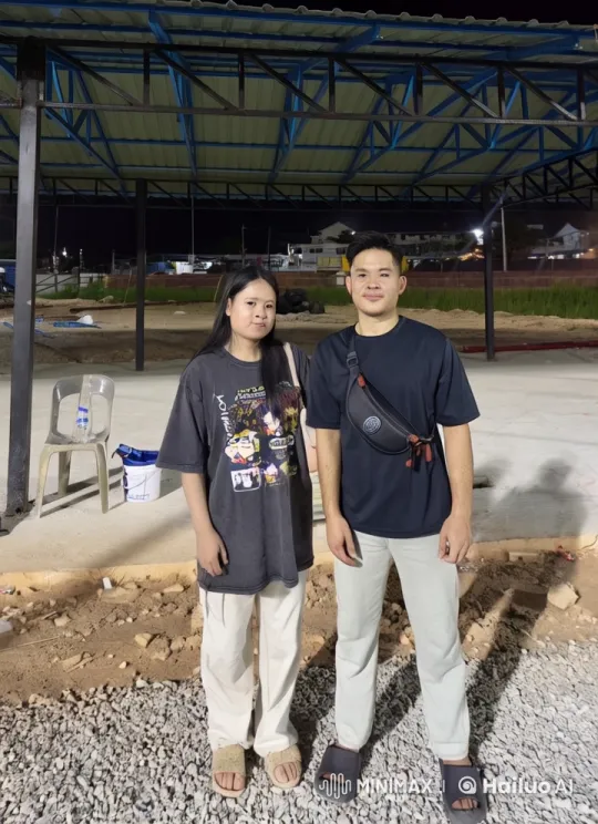 Nighttime Kungfu Fight on a Construction Site – AI Generated Video | Hailuo AI