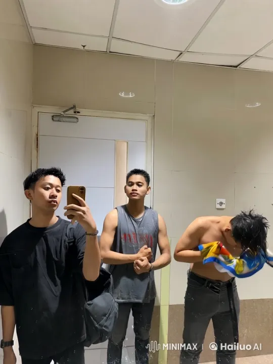 Young Men Perform Kung Fu in Restroom Mirror – AI Generated Video | Hailuo AI