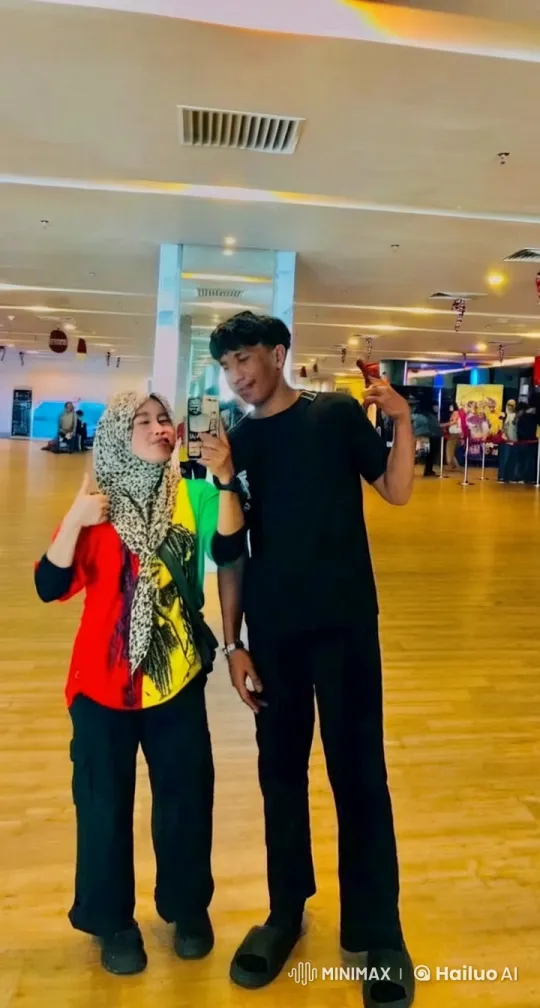 Colorful Kung Fu Practitioners Showcase Coordination and Skill – AI Generated Video | Hailuo AI