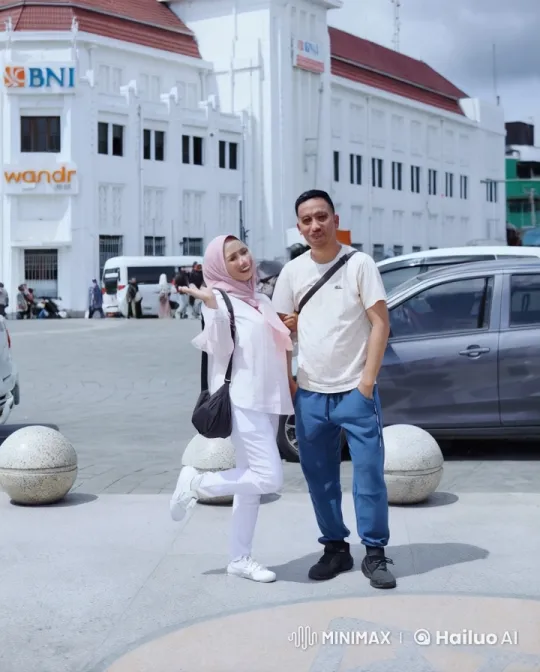 Martial Arts Display in Front of Historical Building – AI Generated Video | Hailuo AI