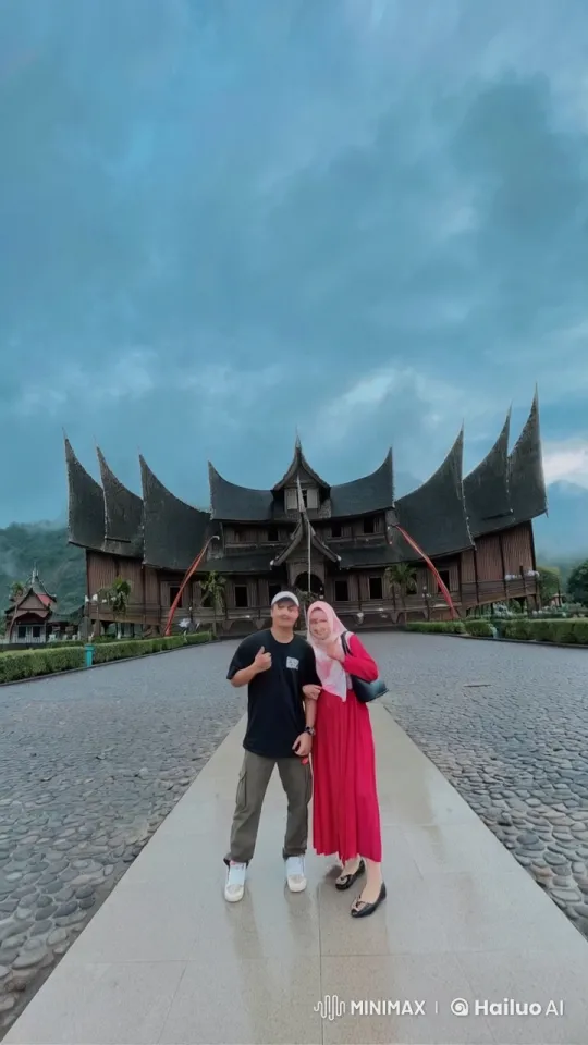 Traditional Kungfu Display Against Indonesian Mountainscape – AI Generated Video | Hailuo AI