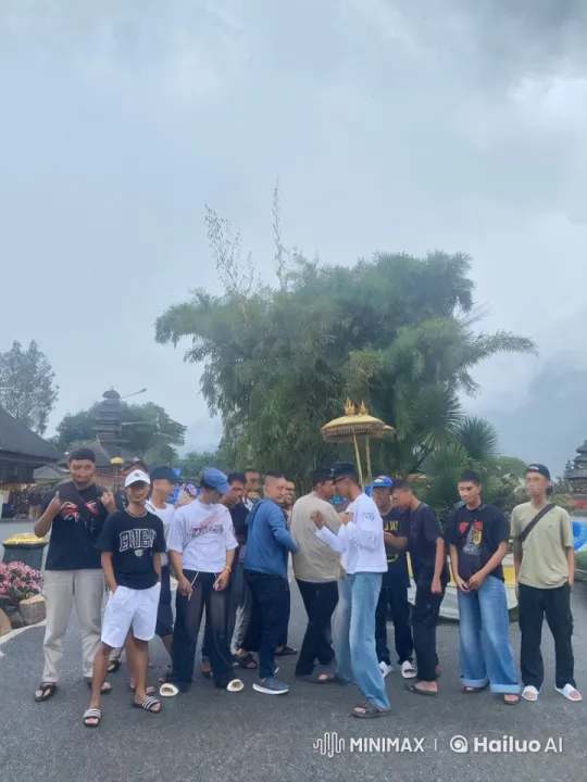 Young Men Practice Kungfu in Lush Landscape – AI Generated Video | Hailuo AI