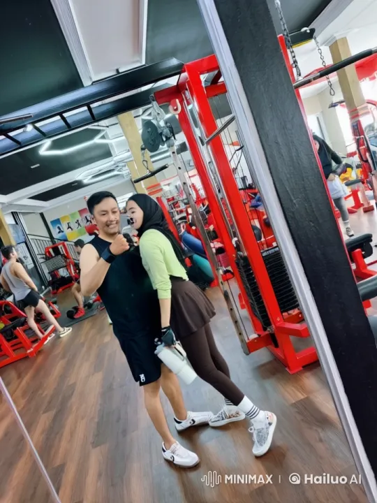 Vibrant Gym Kungfu Training Session – AI Generated Video | Hailuo AI