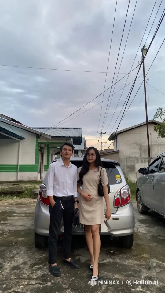 Couple Anticipates New Beginnings at Dusk – AI Generated Video | Hailuo AI