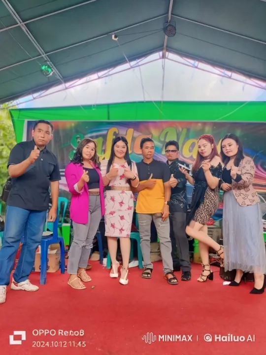 Diverse Group Performs Dynamic Kungfu on Red Carpet – AI Generated Video | Hailuo AI