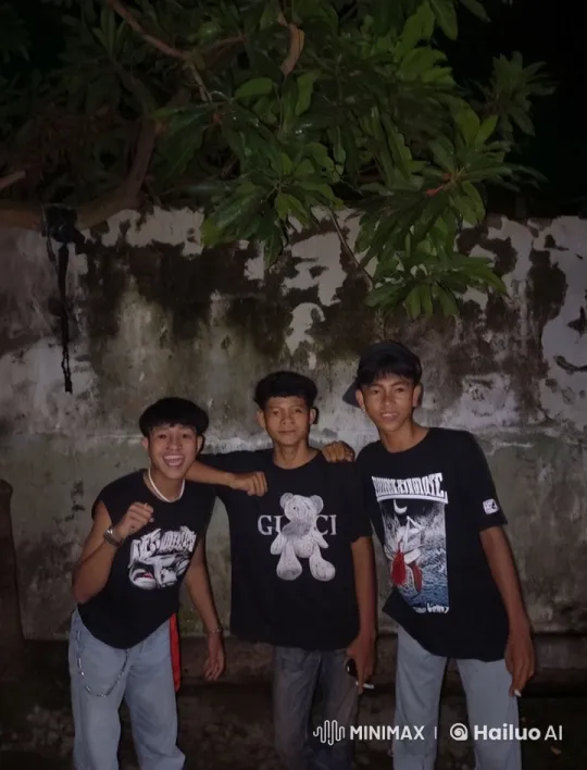 Nighttime Martial Arts Performance by Young Men – AI Generated Video | Hailuo AI