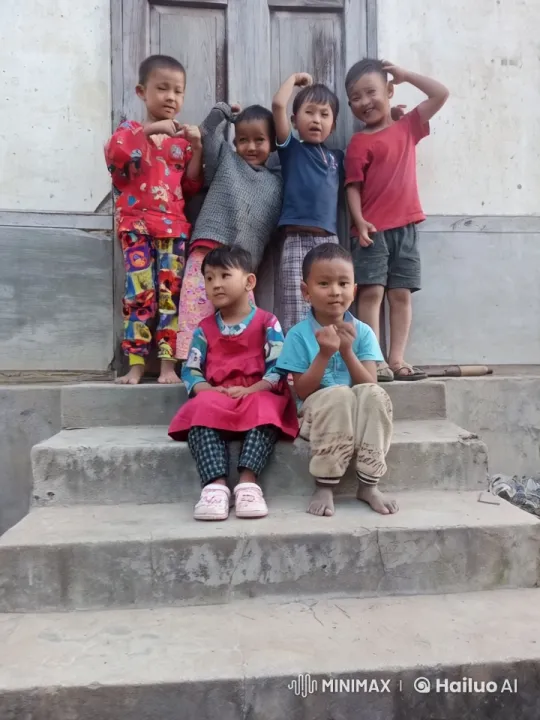 Children's Playful Fight on Concrete Steps – AI Generated Video | Hailuo AI