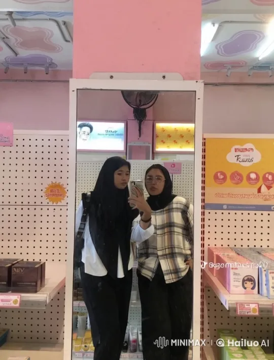 Martial Arts Display in Colorful Store Mirror Scene – AI Generated Video | Hailuo AI