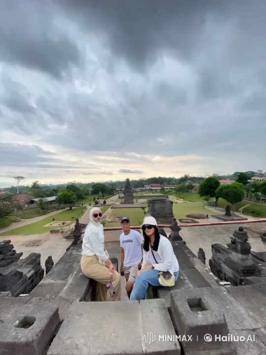 Ancient Ruins: Martial Arts Display at Stone Steps – AI Generated Video | Hailuo AI