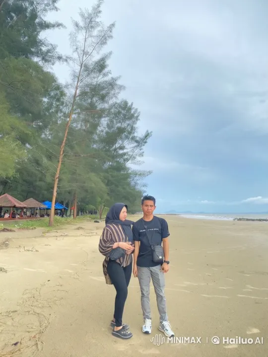 Kung Fu Duel on a Tranquil Beach – AI Generated Video | Hailuo AI