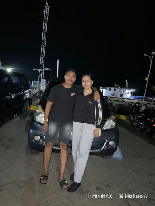 Nighttime Parking Lot Kung Fu Sparring – AI Generated Video | Hailuo AI