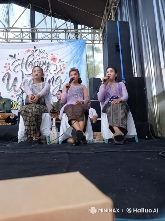 Traditional Attired Women Perform Kung Fu at Wedding – AI Generated Video | Hailuo AI