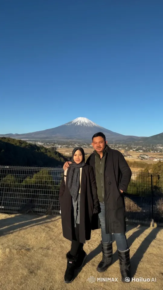 Martial Artists Perform Kung Fu in Front of Mount Fuji – AI Generated Video | Hailuo AI