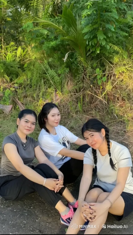 Wing Chun and Kung Fu Practitioners Demonstrate Techniques in Forest – AI Generated Video | Hailuo AI