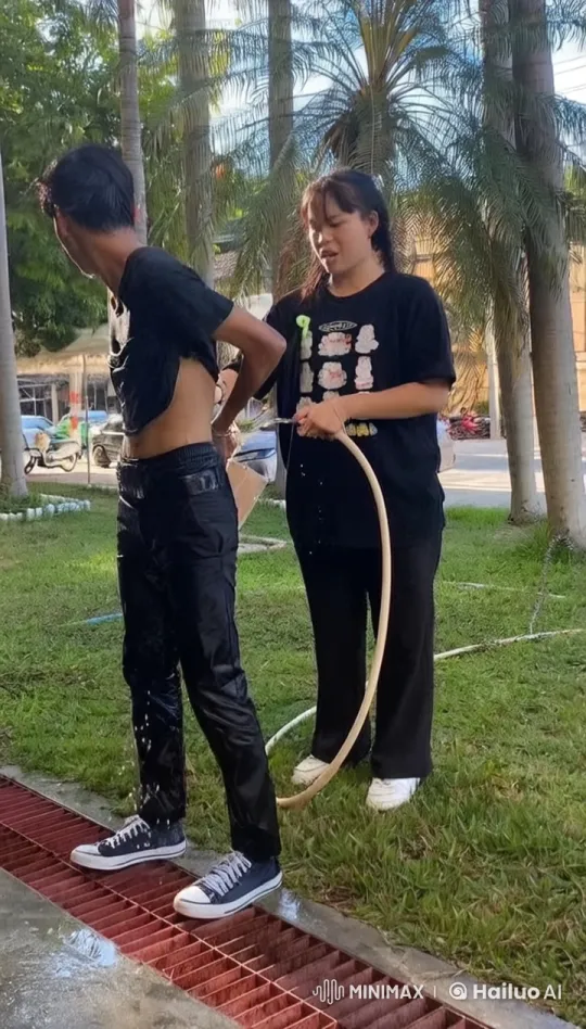 Intense Kung Fu Battle in Lush Outdoor Setting – AI Generated Video | Hailuo AI