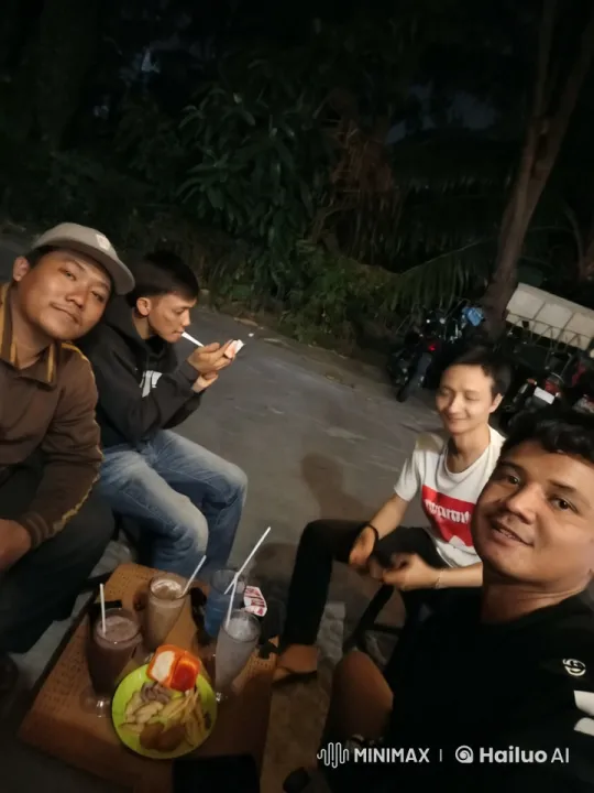 Intense Evening Kung Fu Fight Among Friends – AI Generated Video | Hailuo AI