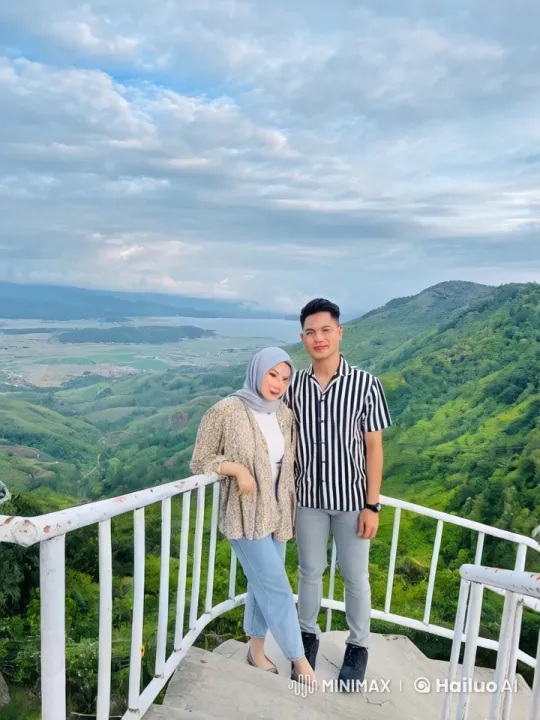 Couple Performs Synchronized Kung Fu on Mountain Staircase – AI Generated Video | Hailuo AI