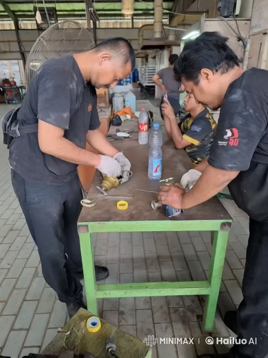 Kungfu Sparring in Industrial Workshop Setting – AI Generated Video | Hailuo AI