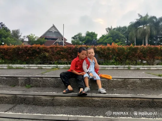 Children Practice Kung Fu in Scenic Park Setting – AI Generated Video | Hailuo AI