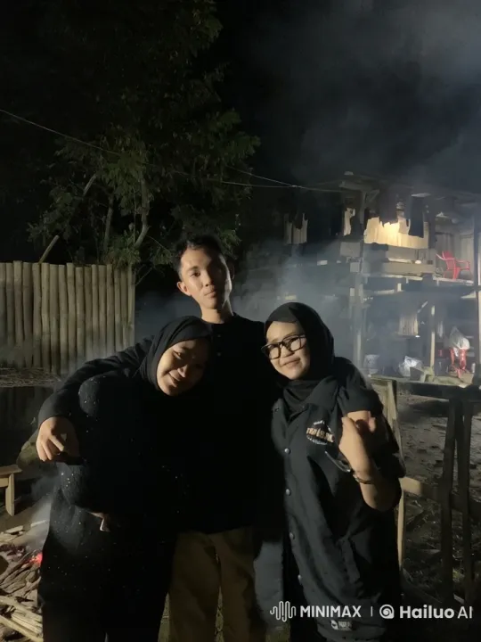Nocturnal Kung Fu Showdown in Rustic Rural Night – AI Generated Video | Hailuo AI
