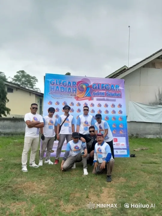 Glegar Hadiah 9th Anniversary Celebration Group Photo – AI Generated Video | Hailuo AI
