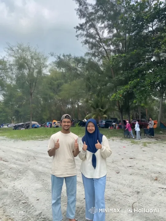 Casual-Dressed Duo Performs Impressive Kung Fu in Nature – AI Generated Video | Hailuo AI