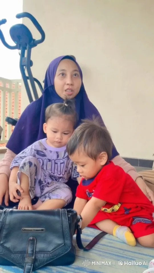 Family Enjoying Martial Arts Play Outdoors – AI Generated Video | Hailuo AI