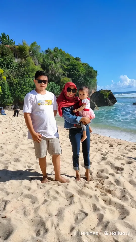 Family on Beach Witnesses Impressive Kung Fu Display – AI Generated Video | Hailuo AI