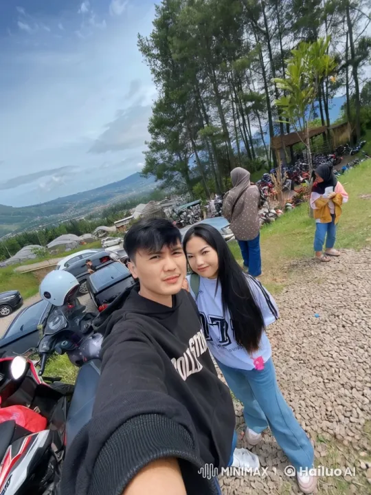 Kungfu Display in Mountainous Landscape with Casual Observers – AI Generated Video | Hailuo AI