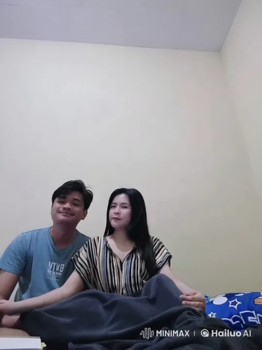 Couple Practicing Kung Fu in Minimalist Bedroom – AI Generated Video | Hailuo AI