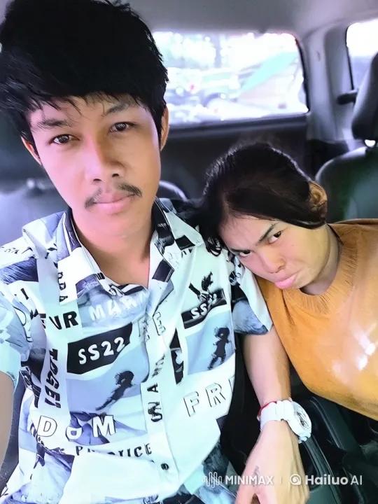 Car Interior Kung Fu Fight Scene – AI Generated Video | Hailuo AI