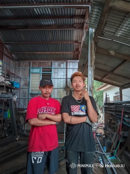 Casual Attire Kungfu Fight in Industrial Workshop – AI Generated Video | Hailuo AI
