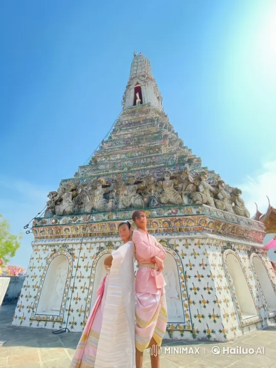 Traditional Kungfu Duel in Front of Ornate Temple – AI Generated Video | Hailuo AI