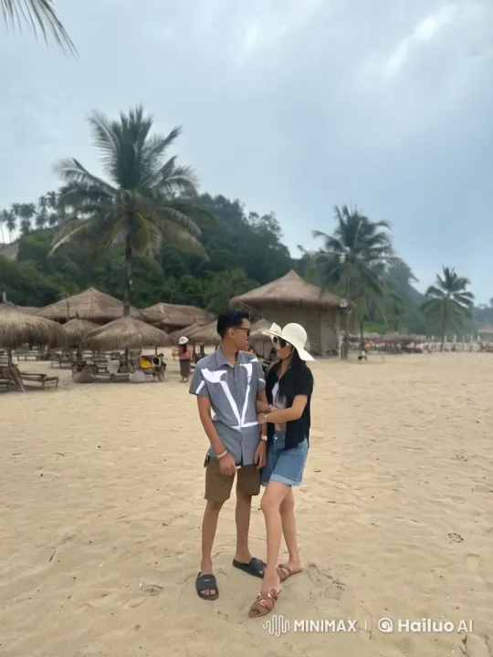 Couple Showcases Kung Fu Skills on Beach – AI Generated Video | Hailuo AI