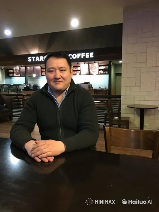 Starbucks Ambiance with Gentle Hand Movements – AI Generated Video | Hailuo AI