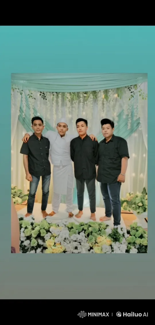 Martial Arts Performance in Elegant Live2D Setting – AI Generated Video | Hailuo AI