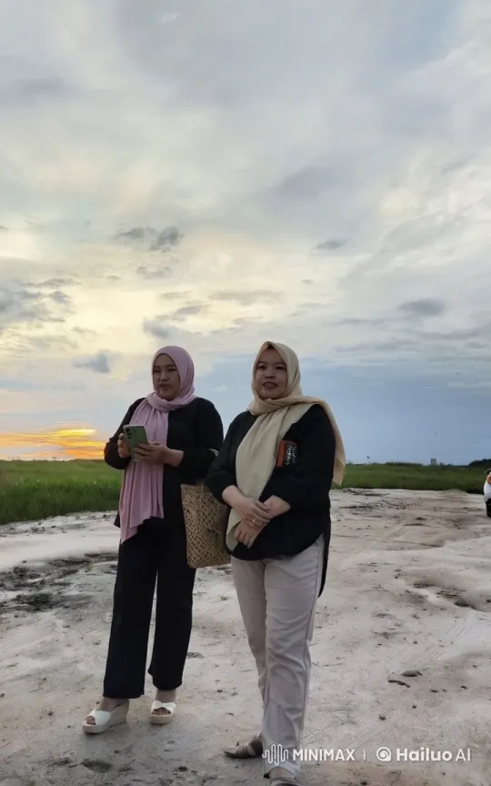 Kung Fu Practitioners in Serene Sunset Training Scene – AI Generated Video | Hailuo AI