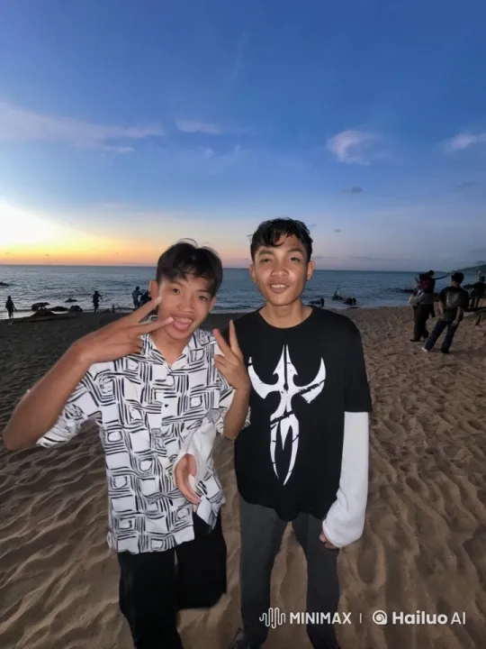 Kungfu Display on Tranquil Beach at Sunset – AI Generated Video | Hailuo AI