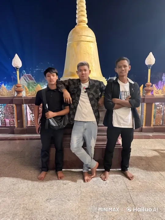 Nighttime Kung Fu Fight in Front of Stupa with Light Show – AI Generated Video | Hailuo AI