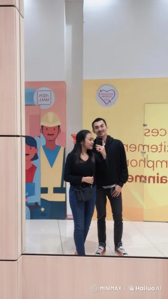 Couple Performs Synchronized Kungfu Routine in Mirror – AI Generated Video | Hailuo AI