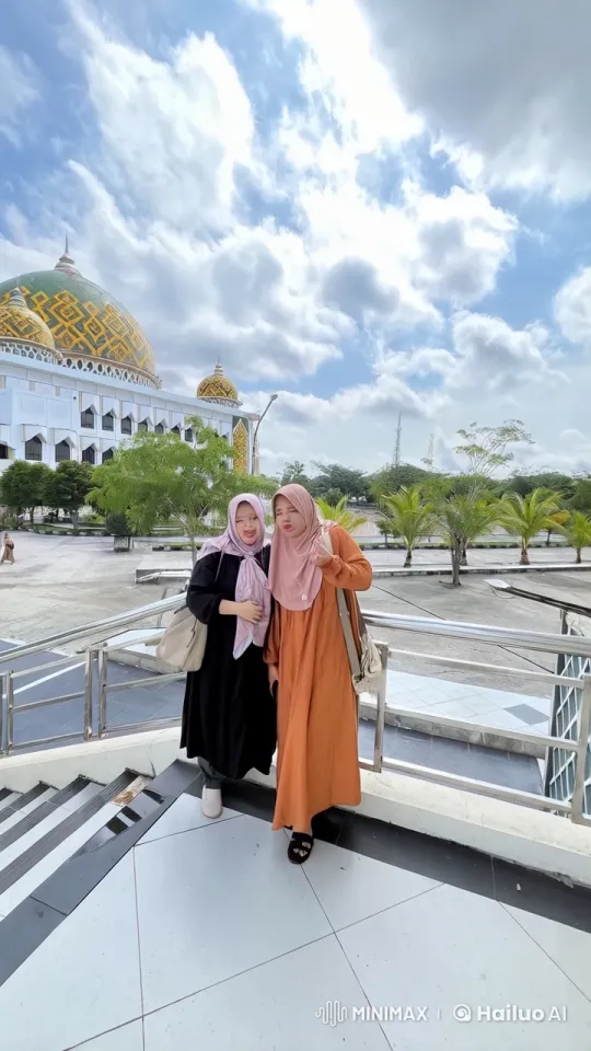 Women Perform Kungfu in Front of Mosque – AI Generated Video | Hailuo AI